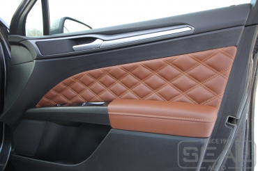 Ford Mondeo 5 Перетяжка дверных карт и подлокотников