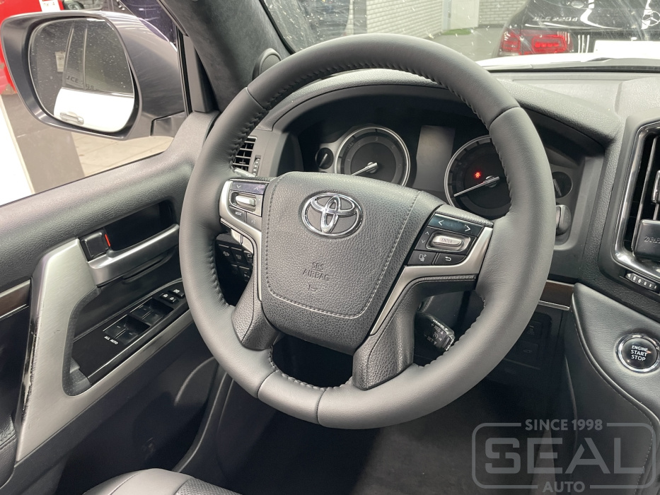 Toyota Land Cruiser Prado 150 Перетяжка руля| Автоателье СеалАвто | Москва