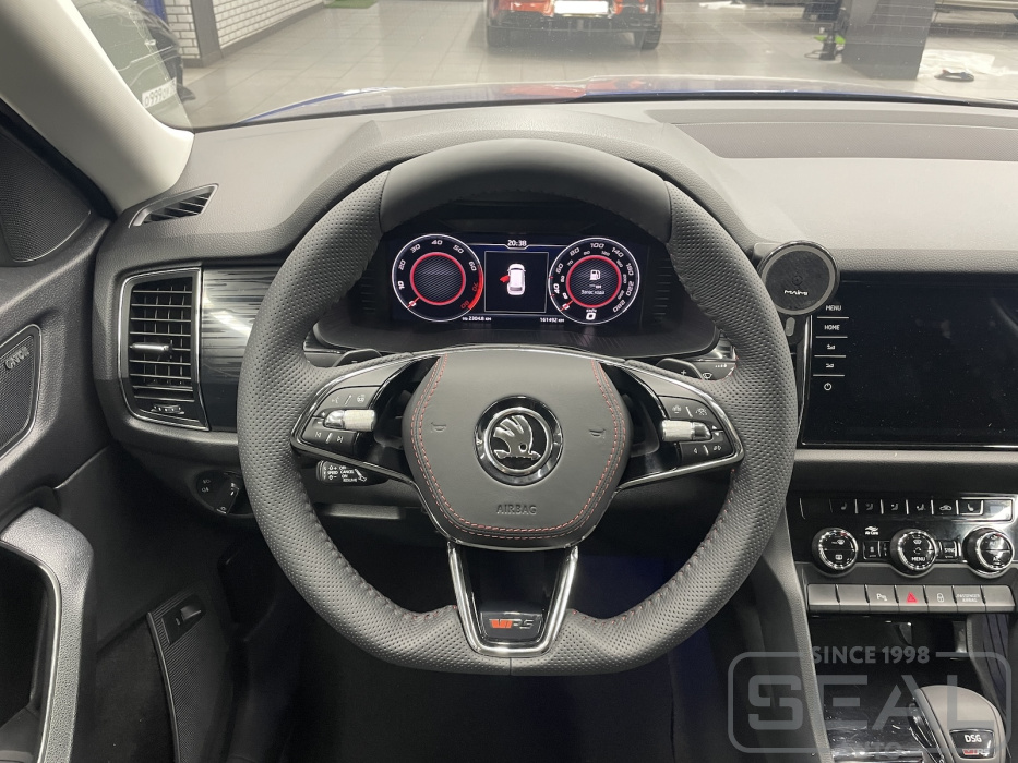 Skoda Kodiaq Перетяжка руля, клаксона и ручки акпп| Автоателье СеалАвто | Москва