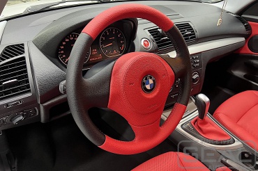 BMW 1-Series Перетяжка руля, клаксона и пошив чехлов для кпп и ручника