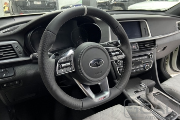 KIA Optima Перетяжка руля, клаксона и ручки