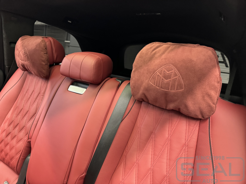 Mercedes GLS: салон автомобиля после перетяжки кожей