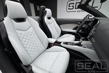 Перетяжка салона Audi TT