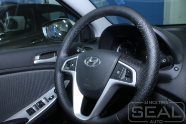 Hyundai Solaris Перешив руля и ручки кпп