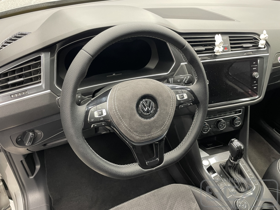 Volkswagen Tiguan Перетяжка руля и клаксона| Автоателье СеалАвто | Москва