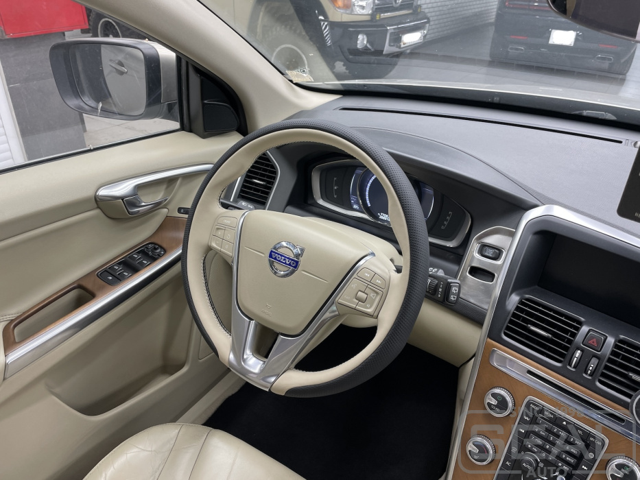Volvo XC60 Перетяжка руля| Автоателье СеалАвто | Москва