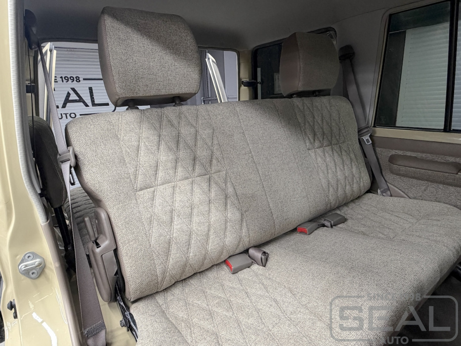 Toyota Land Cruiser 70 Перетяжка автомобиля| Автоателье СеалАвто | Москва