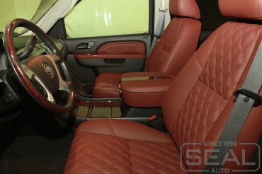 Cadillac Escalade ��������� ������ (3 ����)