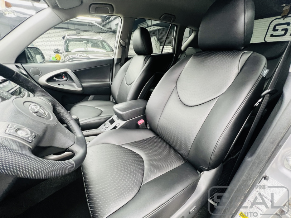 Toyota RAV 4 Перетяжка салона