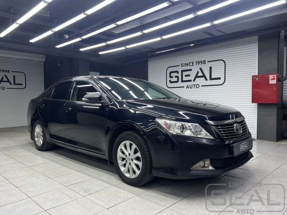 Toyota Camry в студии СеалАвто