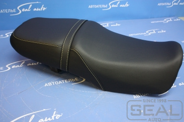 Honda CB400 Перетяжка сидения мотоцикла