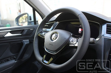 Volkswagen Tiguan Il Перетяжка руля, ручки кпп и чехла