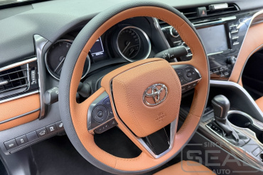 Toyota Сamry (XV70) Перетяжка руля и клаксона
