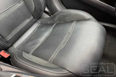 Mercedes AMG GT Замена обивки водительского сидения