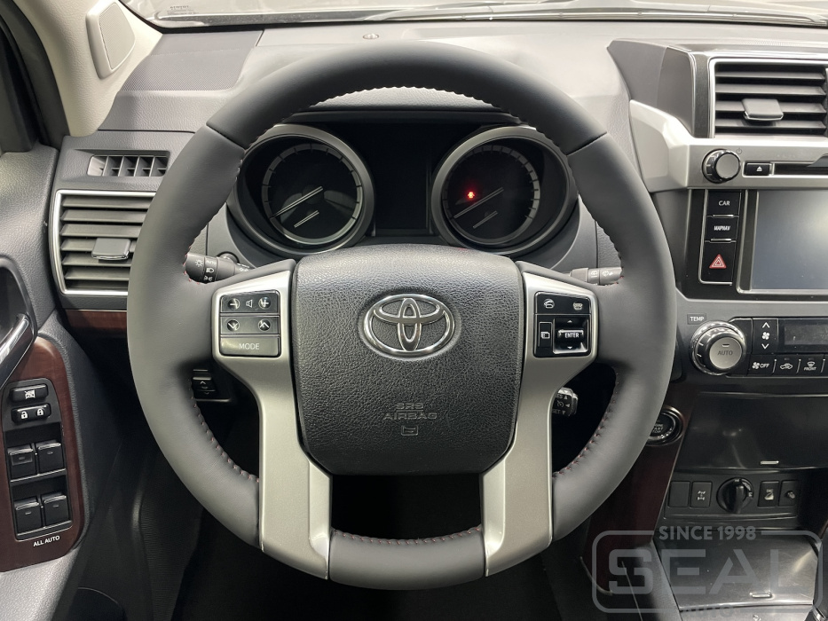 Toyota Land Cruiser Prado 150 Перетяжка руля| Автоателье СеалАвто | Москва
