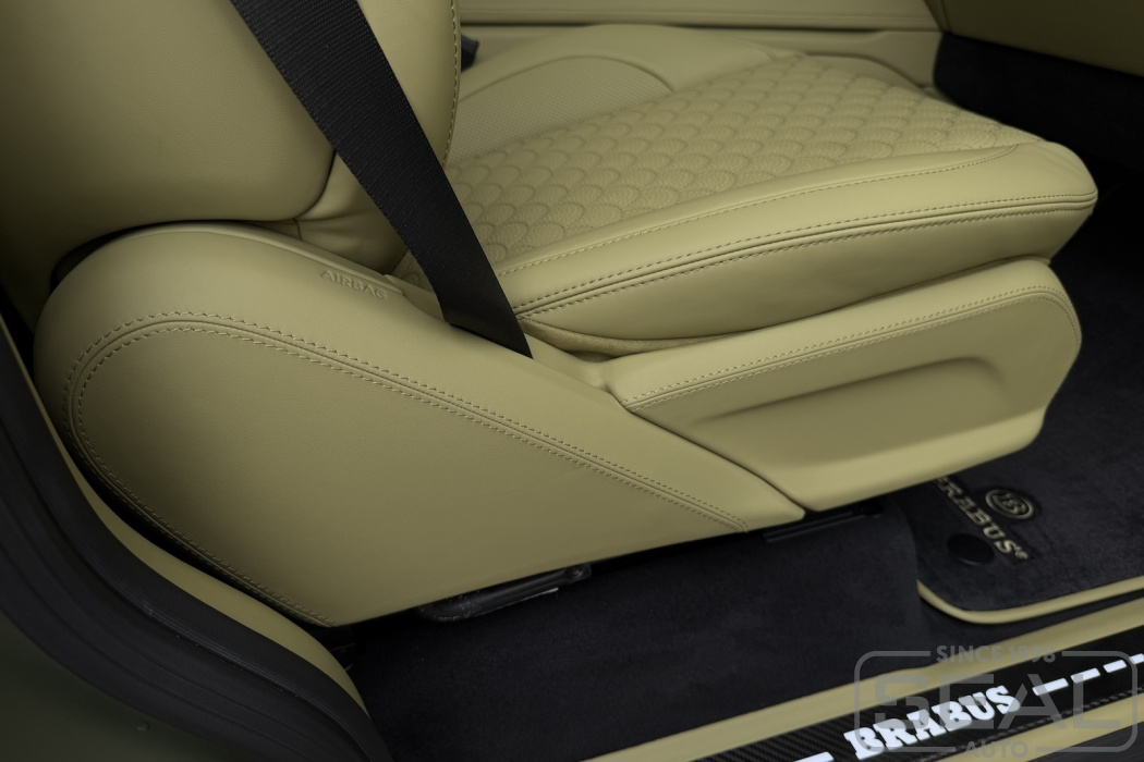Перетяжка боковой панели переднего сиденья Mercedes-Benz G-class III (W465)