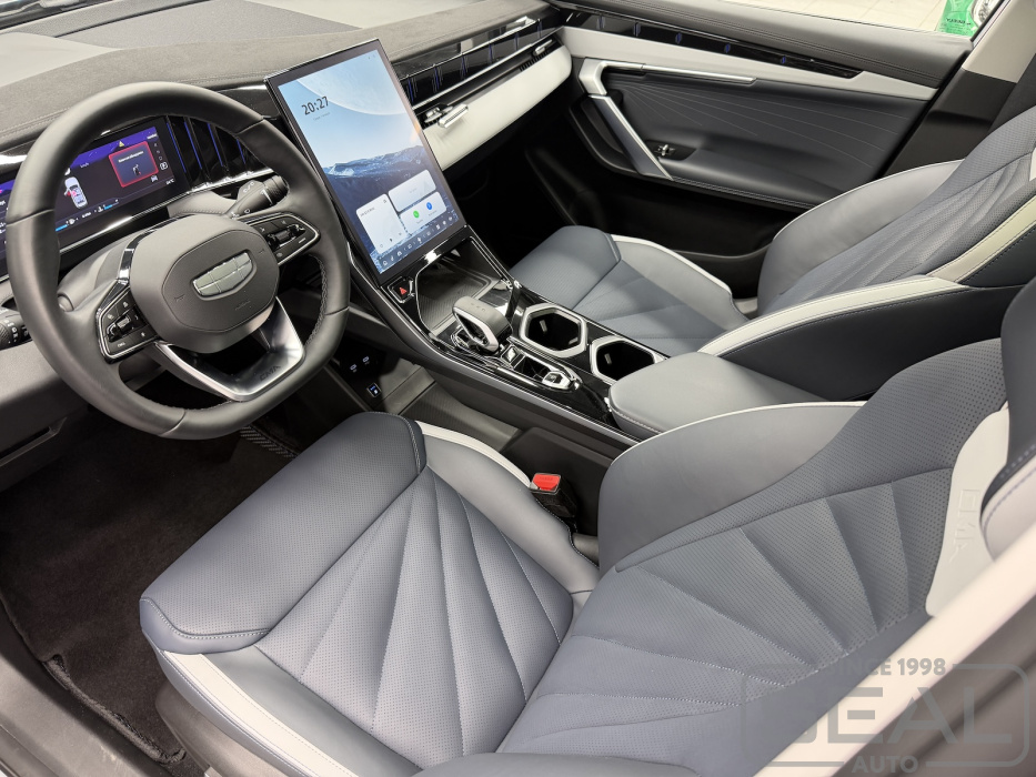 Geely Atlas Замена центральных частей сидений