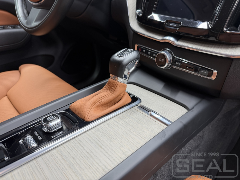 Volvo XC60 Перетяжка салона