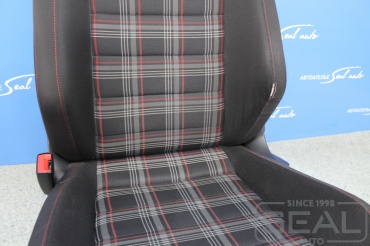 Volkswagen Golf GTI Ремонт тканевой обивки сидения