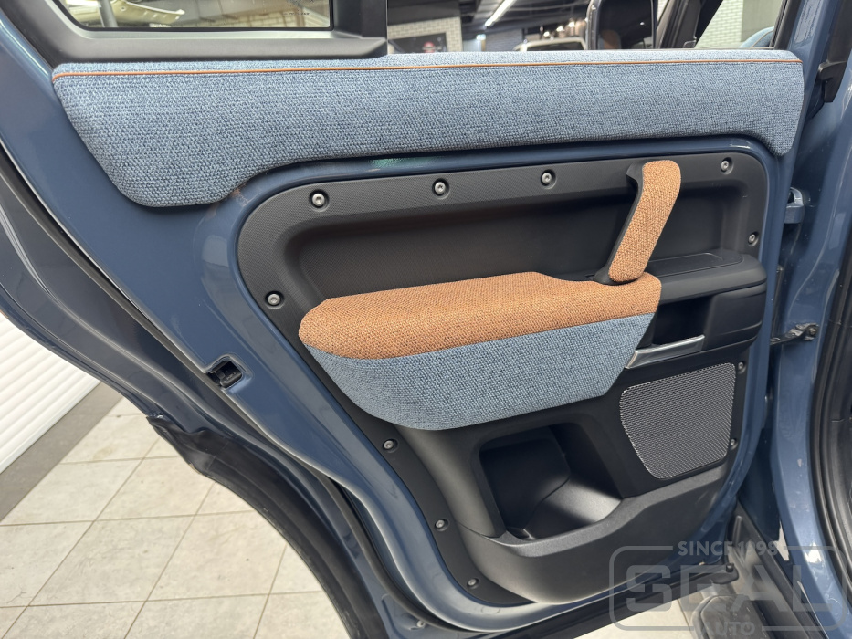 Land Rover Defender Перетяжка салона | Автоателье СеалАвто | Москва