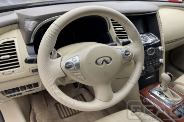 Infiniti FX Перетяжка руля и ручки кпп