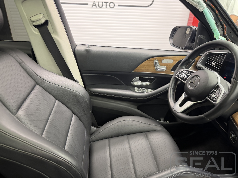 Mercedes GLE Замена обивки сиденья| Автоателье СеалАвто | Москва