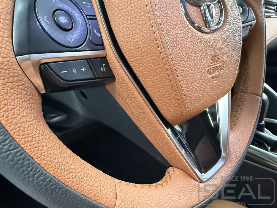 Toyota Сamry (XV70) Перетяжка руля и клаксона| Автоателье СеалАвто | Москва