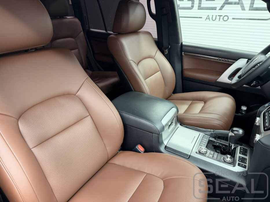 Toyota Land Cruiser 200 Перетяжка сидений, руля и потолка| Автоателье СеалАвто | Москва