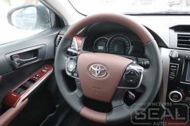 Toyota Camry Перетяжка руля и клаксона