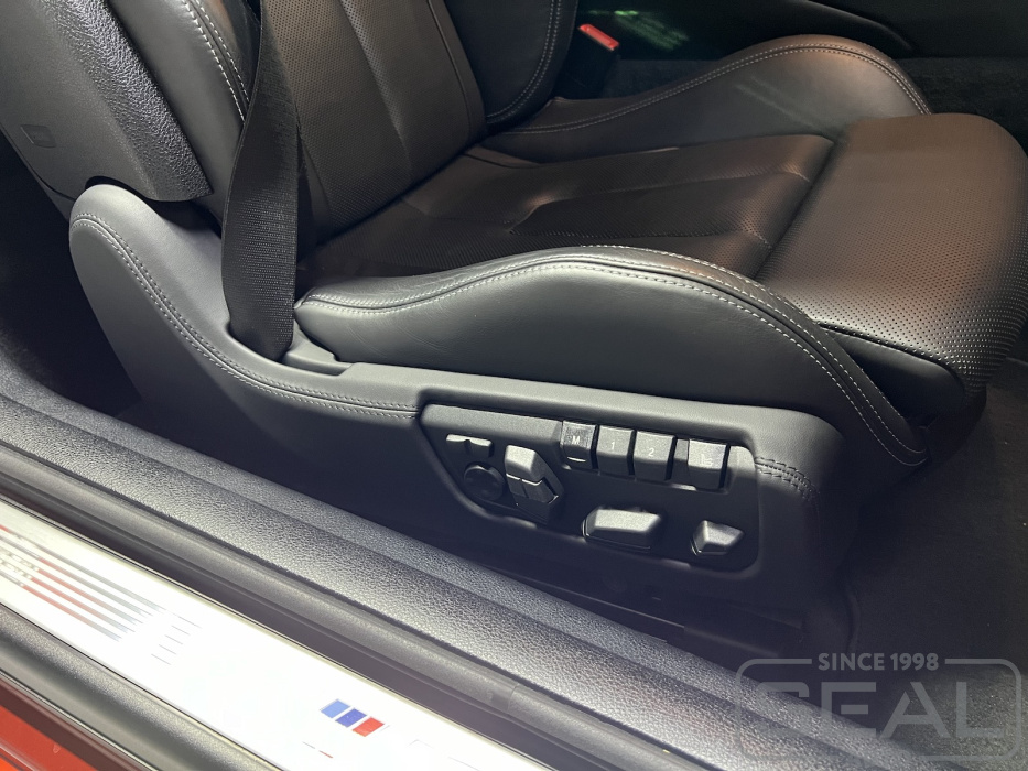 Перетяжка боковой панели пассажирского сиденья BMW 6-Series
