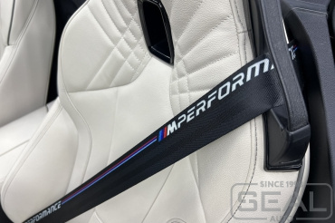 BMW Z4 Замена ремней безопасности