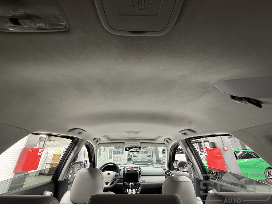 Honda CR-V Перетяжка потолка| Автоателье СеалАвто | Москва