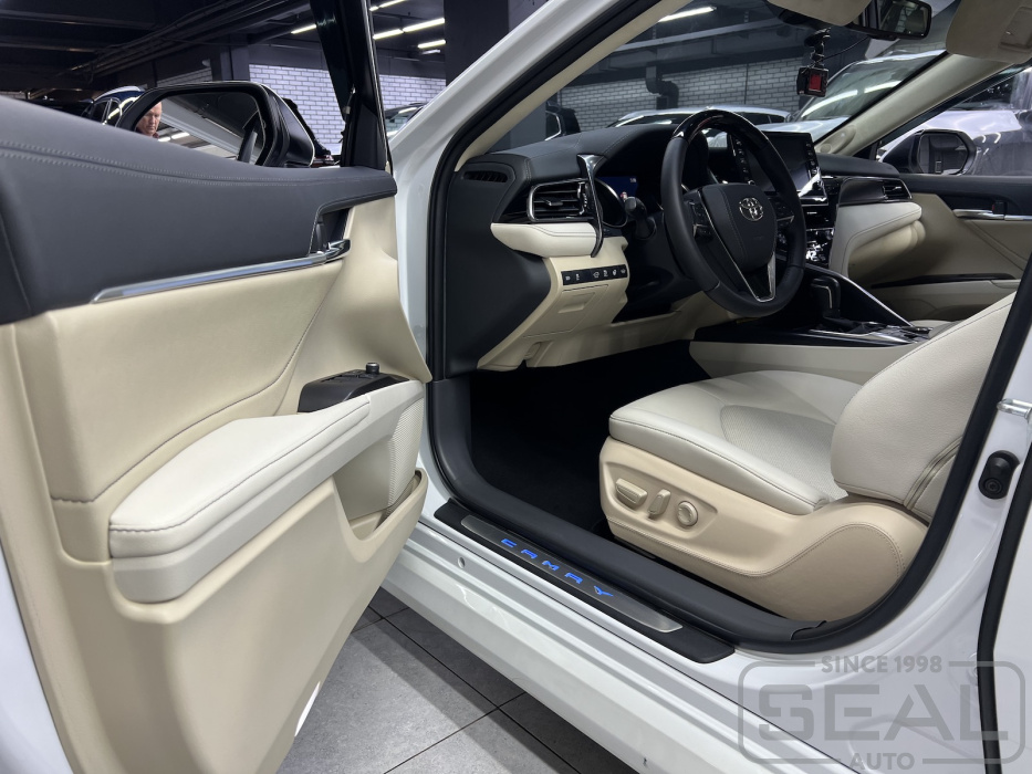 Обшивка кожей панели пассажирского сиденья Toyota Camry (XV70)