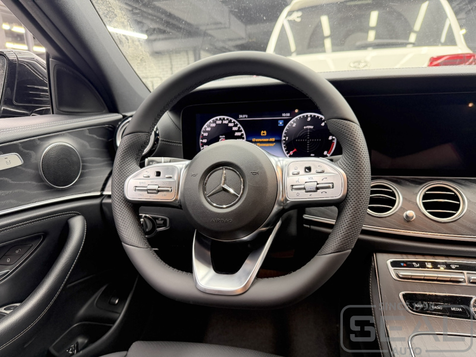 Mercedes E-class (W213) Перетяжка руля кожей| Автоателье СеалАвто | Москва