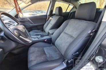 Mazda 3 ��������� ����������