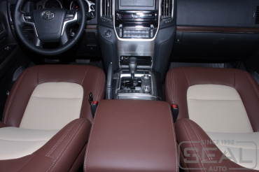 Toyota Land Cruiser 200 ��������� ����������