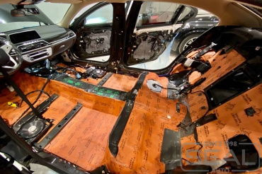 BMW 7-Series Шумоизоляция автомобиля