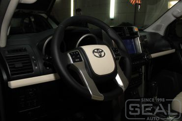 Toyota Land Cruiser Prado 150 Перетяжка руля и клаксона
