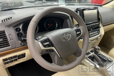 Toyota Land Cruiser 200 ��������� ����
