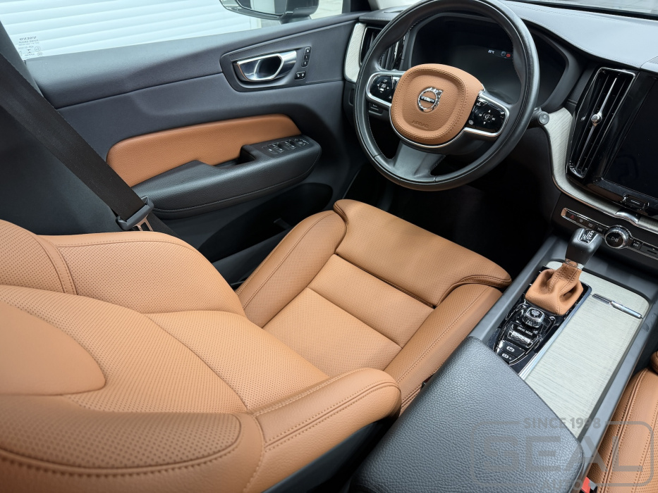Volvo XC60 Перетяжка салона