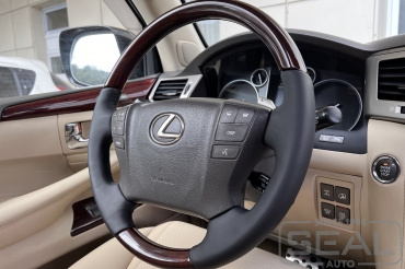 Lexus LX570 Перетяжка руля 