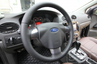 Ford Focus 2 Перетяжка руля и клаксона