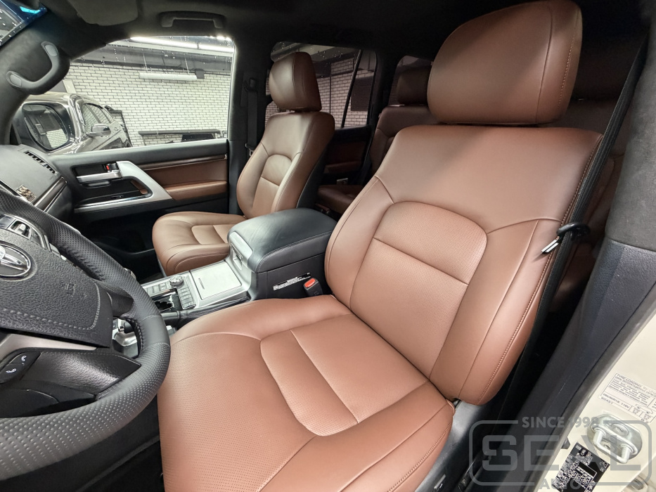 Toyota Land Cruiser 200 Перетяжка сидений, руля и потолка| Автоателье СеалАвто | Москва