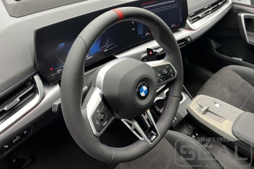 BMW X1 Перетяжка руля с меткой и установкой подогрева