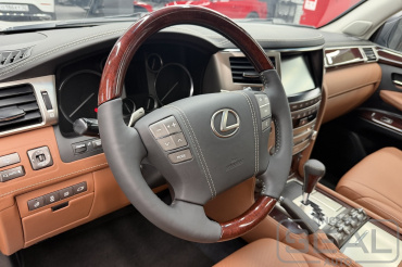 Lexus LX Перетяжка руля и клаксона