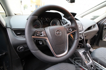 Opel Zafira Перетяжка руля