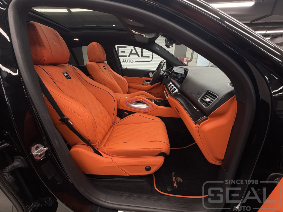Салон Mercedes-Benz GLE Coupe (С167) после перетяжки боковых панелей передних сидений