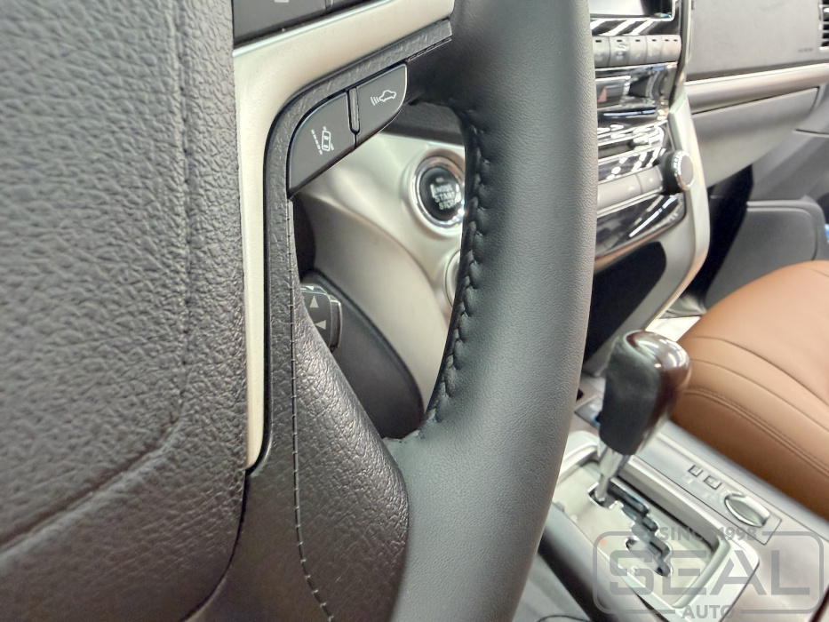 Toyota Land Cruiser 200 Перетяжка руля| Автоателье СеалАвто | Москва