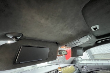 Jaguar S-Type R Перетяжка потолка из Алькантары