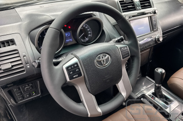 Toyota Prado 150 Перетяжка руля и установка подогрева